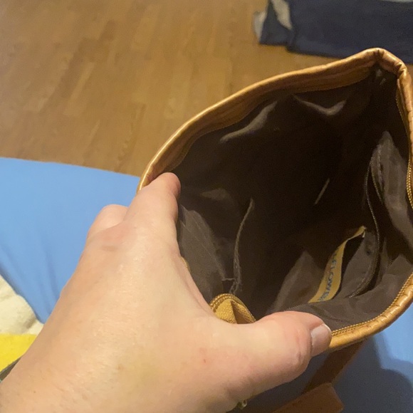 Saddle blanket detail cross body - Picture 3 of 4